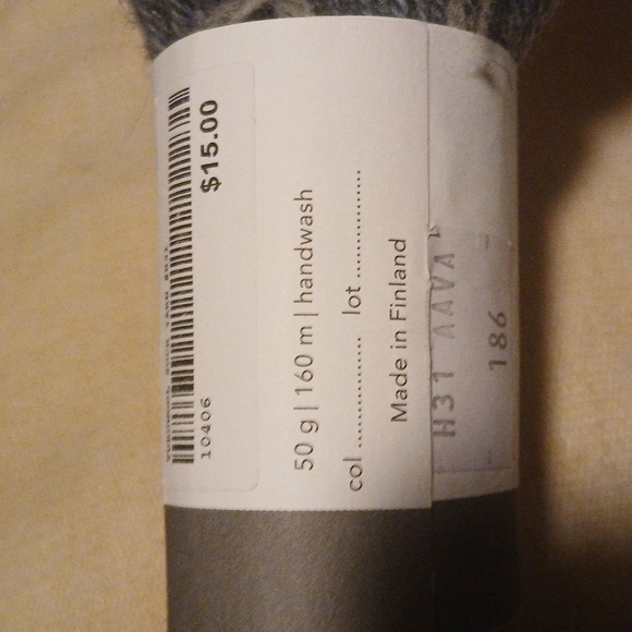 Tuku Wool Sock Yarn in Cool Gray-Blue NWT - Picture 5 of 5